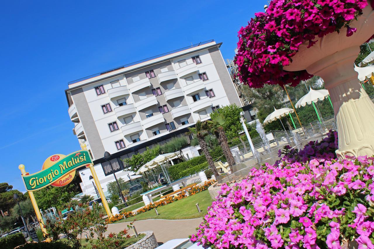 Hotel Delle Nazioni 밀라노마리티마 외부 사진